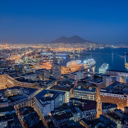 Nh Napoli Panorama Hotel Bagian luar foto